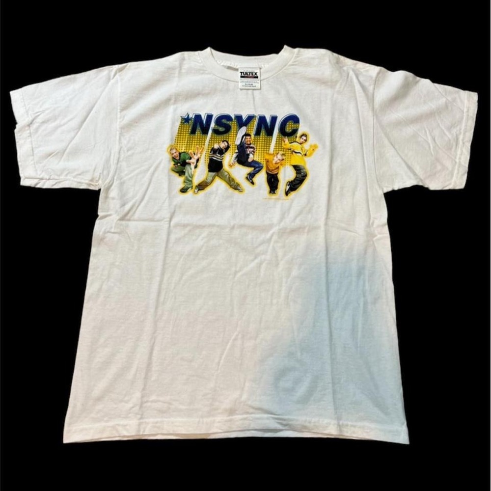 Vintage 90s 1999 NSYNC‎ Boy Band tshirt youth XL. Featuring the iconic NSYNC.